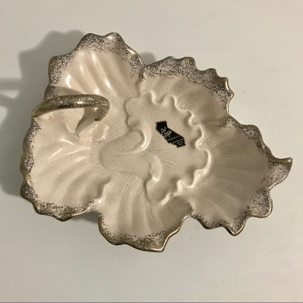 Cal-Style Vintage Mid Century Leaf Dish